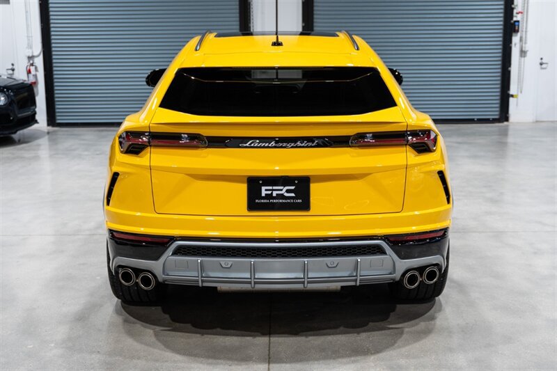 Used 2020 Lamborghini Urus AWD/4WD image 5