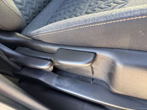 Certified 2023 Chevrolet Equinox LT image 32