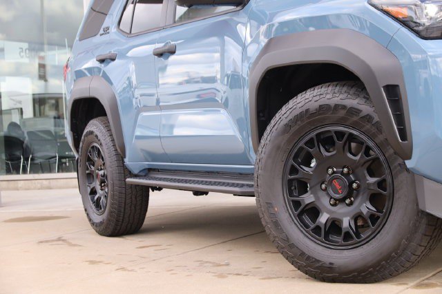 Used 2026 Toyota 4Runner TRD Off-Road Premium AWD/4WD image 3