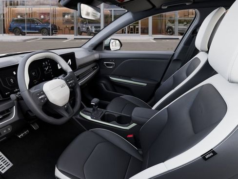 New 2025 Kia K4 GT-Line Turbo image 18