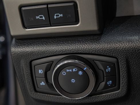 Used 2019 Ford F250 Lariat w/ Lariat Ultimate Package image 29