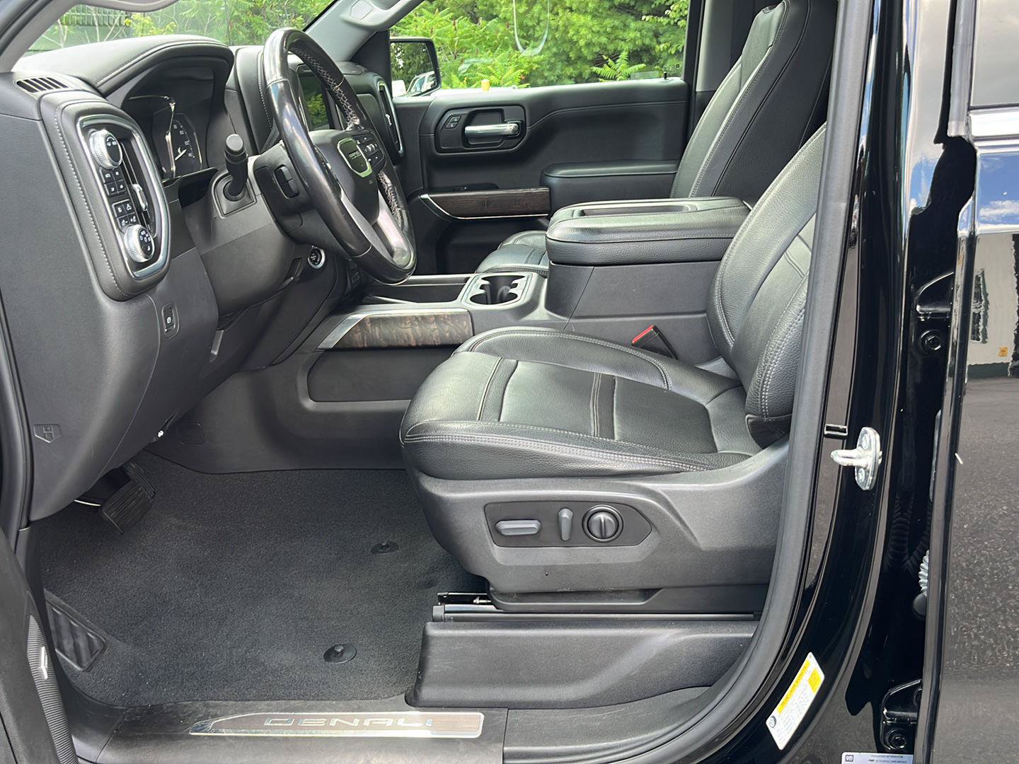 Certified 2021 GMC Sierra 1500 Denali AWD/4WD image 19
