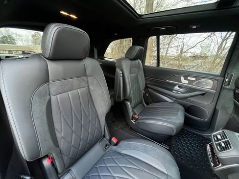 Used 2026 Mercedes-Benz GLS 63 AMG AMG w/ 23 INCH WHEELS, CARBON image 44