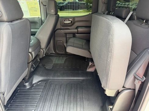 Used 2019 GMC Sierra 1500 4x4 Crew Cab w/ Convenience Package image 21