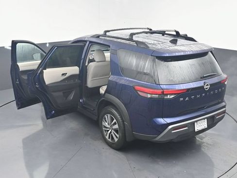 New 2026 Nissan Pathfinder SL FWD image 44