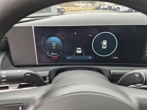 Used 2025 Hyundai Santa Cruz SEL image 16