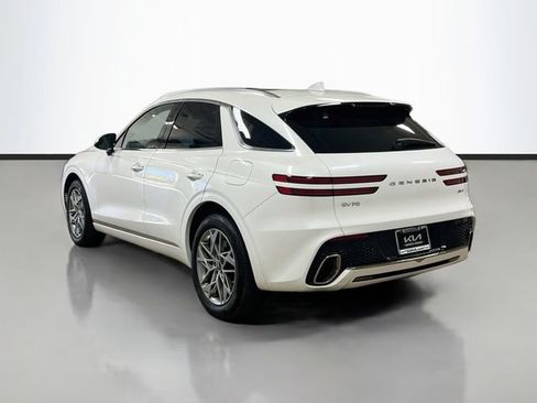 Used 2023 Genesis GV70 2.5T w/ Select Package AWD/4WD image 5