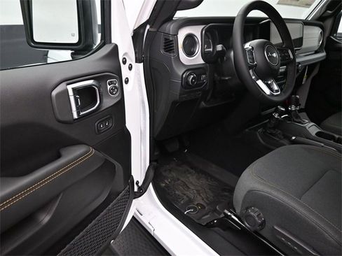 New 2026 Dodge Charger R/T Scat Pack image 14