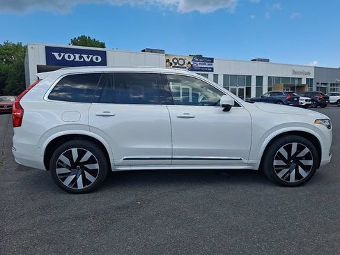 Used 2025 Volvo XC90 T8 Ultra w/ Lounge Package AWD/4WD image 7