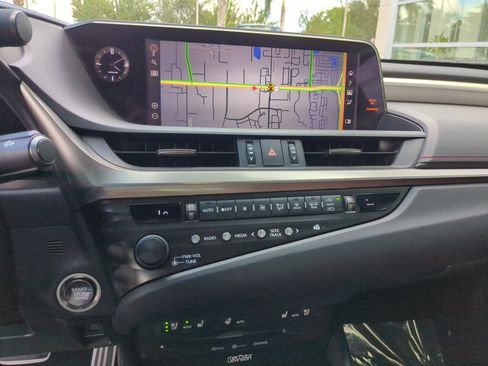 Used 2020 Lexus ES 350 F Sport image 18