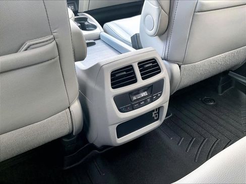 Used 2019 Honda Pilot EX-L image 28