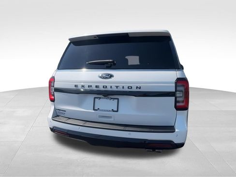 Used 2024 Ford Expedition Limited AWD/4WD image 7