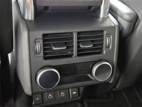 Used 2021 Land Rover Discovery S R-Dynamic image 16