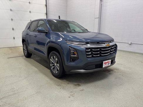 New 2026 Chevrolet Equinox LT w/ Convenience Package II image 2