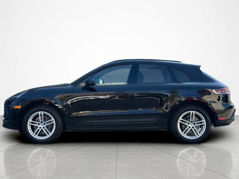 Used 2025 Porsche Macan w/ Premium Package Plus AWD/4WD image 2