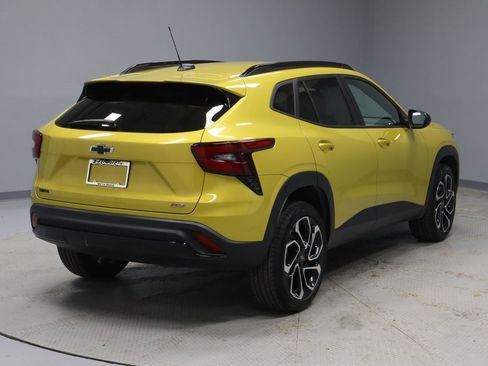 Used 2024 Chevrolet Trax RS w/ Driver Confidence Package image 10