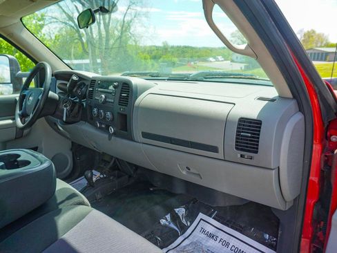 Used 2012 GMC Sierra 2500 W/T w/ Snow Plow Prep Package AWD/4WD image 17