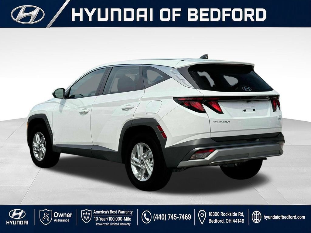 Used 2025 Hyundai Tucson SE AWD/4WD image 6