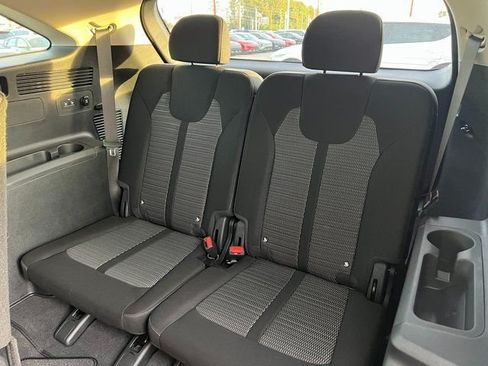 New 2026 Kia Sorento LX FWD image 24