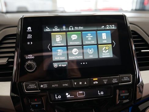 Used 2018 Honda Odyssey Elite image 38