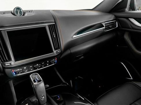 Used 2024 Maserati Levante Modena Ultima image 47