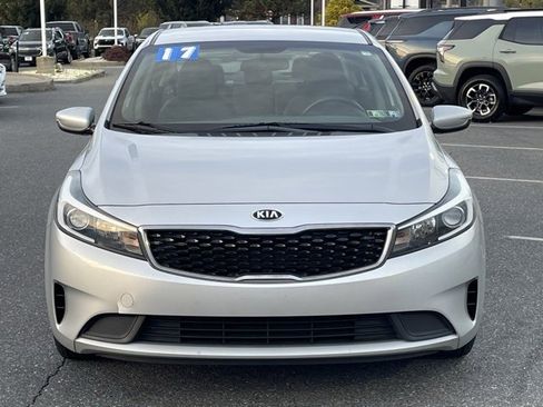 Used 2017 Kia Forte LX image 4