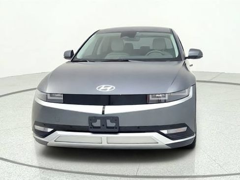 Used 2023 Hyundai Ioniq 5 SEL RWD image 2
