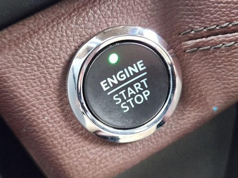 Certified 2024 Ford Expedition Limited image 20