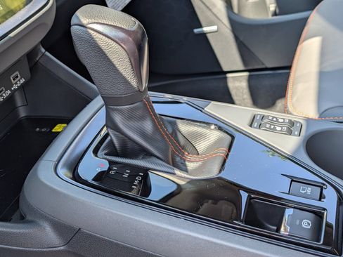 New 2026 Subaru Crosstrek 2.5i Limited AWD/4WD image 12
