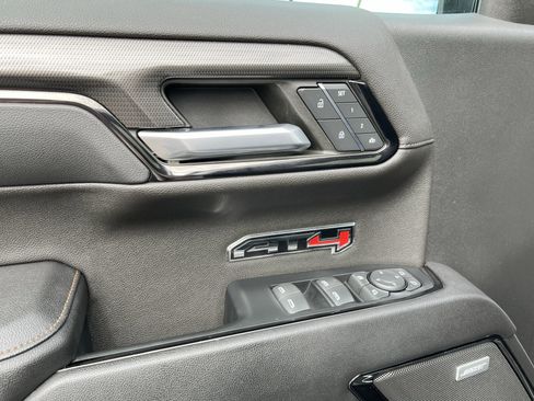 Used 2023 GMC Sierra 1500 AT4 w/ Technology Package image 24