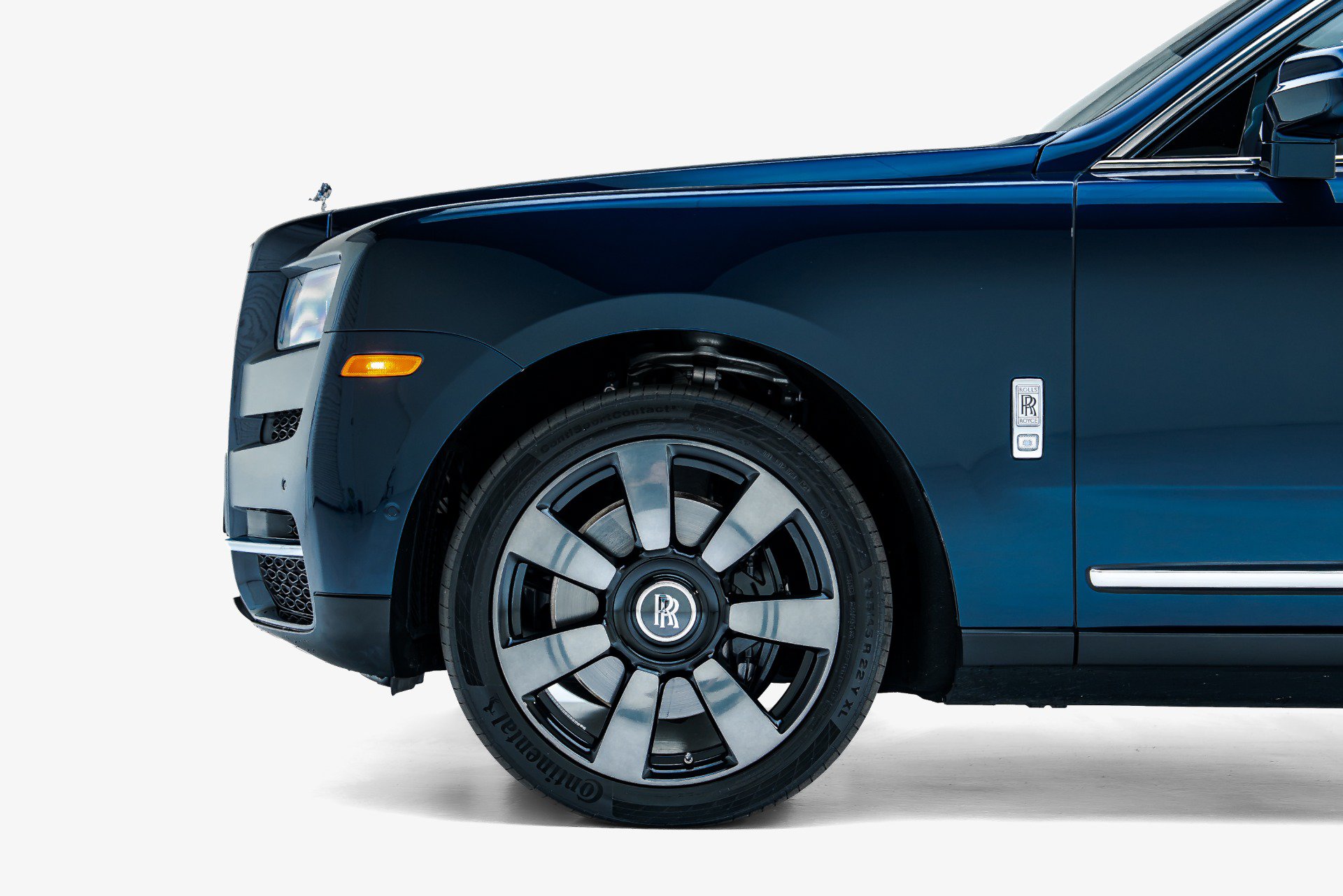 Used 2023 Rolls-Royce Cullinan AWD/4WD image 18