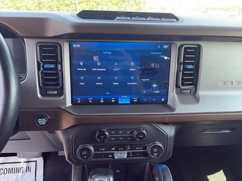 Used 2023 Ford Bronco Outer Banks AWD/4WD image 7