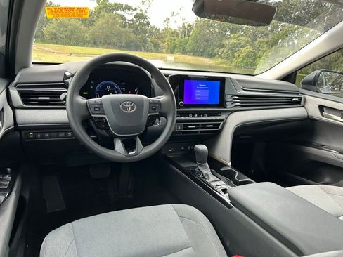 Certified 2025 Toyota Camry LE image 12