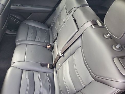 Certified 2023 Cadillac XT6 Premium Luxury w/ Platinum Package image 36