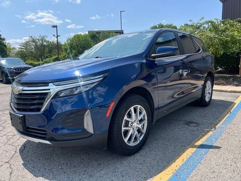 Used 2022 Chevrolet Equinox LT AWD/4WD image 2