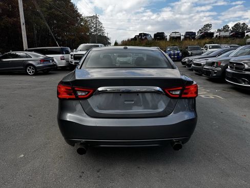 Used 2018 Nissan Maxima 3.5 SV image 6