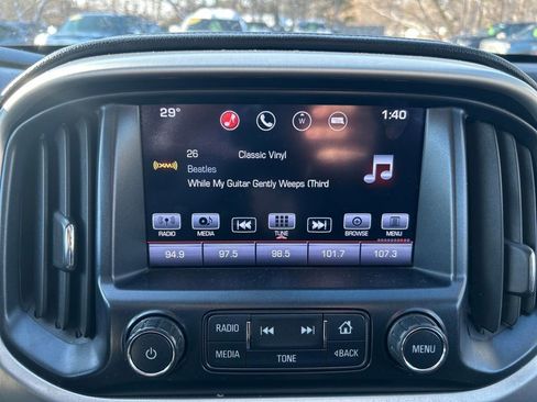 Used 2016 GMC Canyon SLE image 25