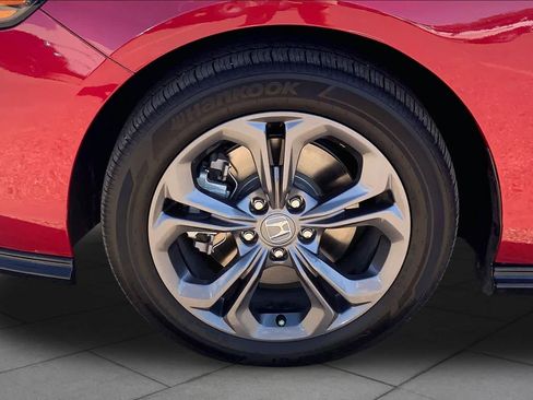 Used 2026 Honda Accord EX-L image 11