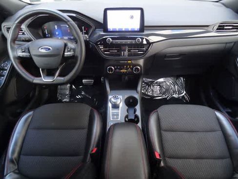 Certified 2024 Ford Escape ST-Line AWD/4WD image 12