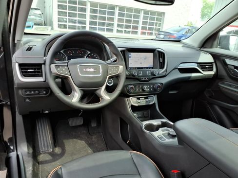 Used 2024 GMC Terrain AT4 w/ Infotainment Package II AWD/4WD image 13