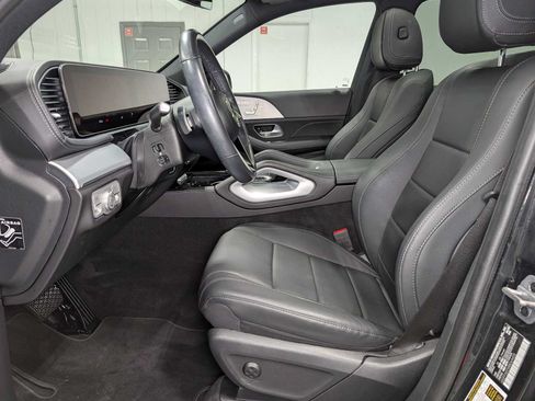 Certified 2024 Mercedes-Benz GLS 450 4MATIC image 4