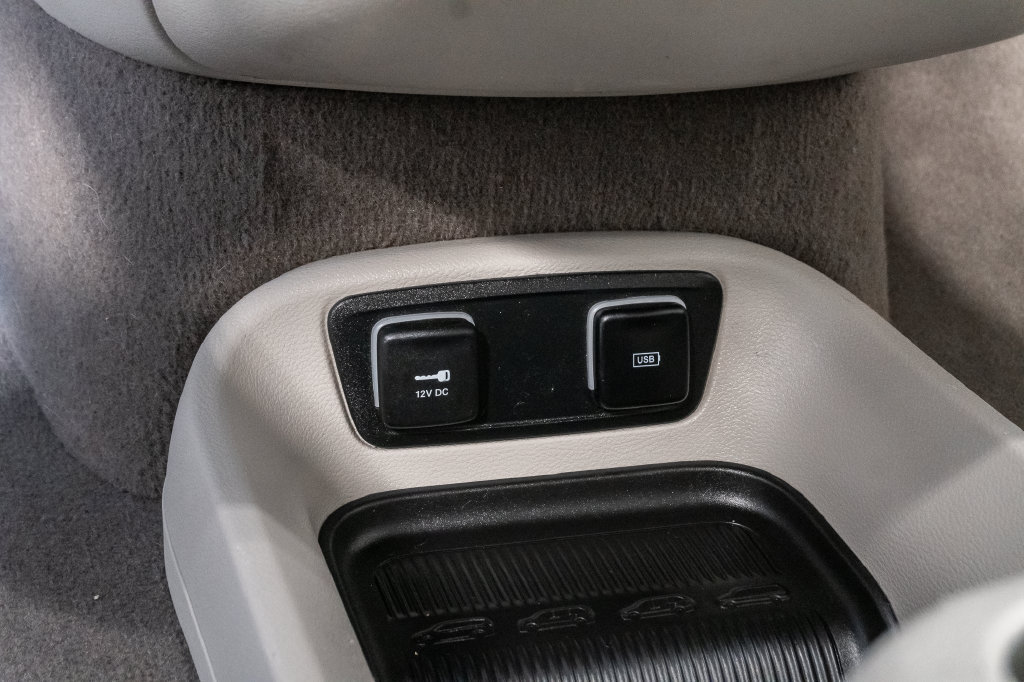 Used 2019 Chrysler Pacifica Touring-L Plus w/ Advanced Safetytec Group FWD image 23