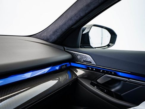 New 2026 BMW M5 w/ Executive Package AWD/4WD image 33