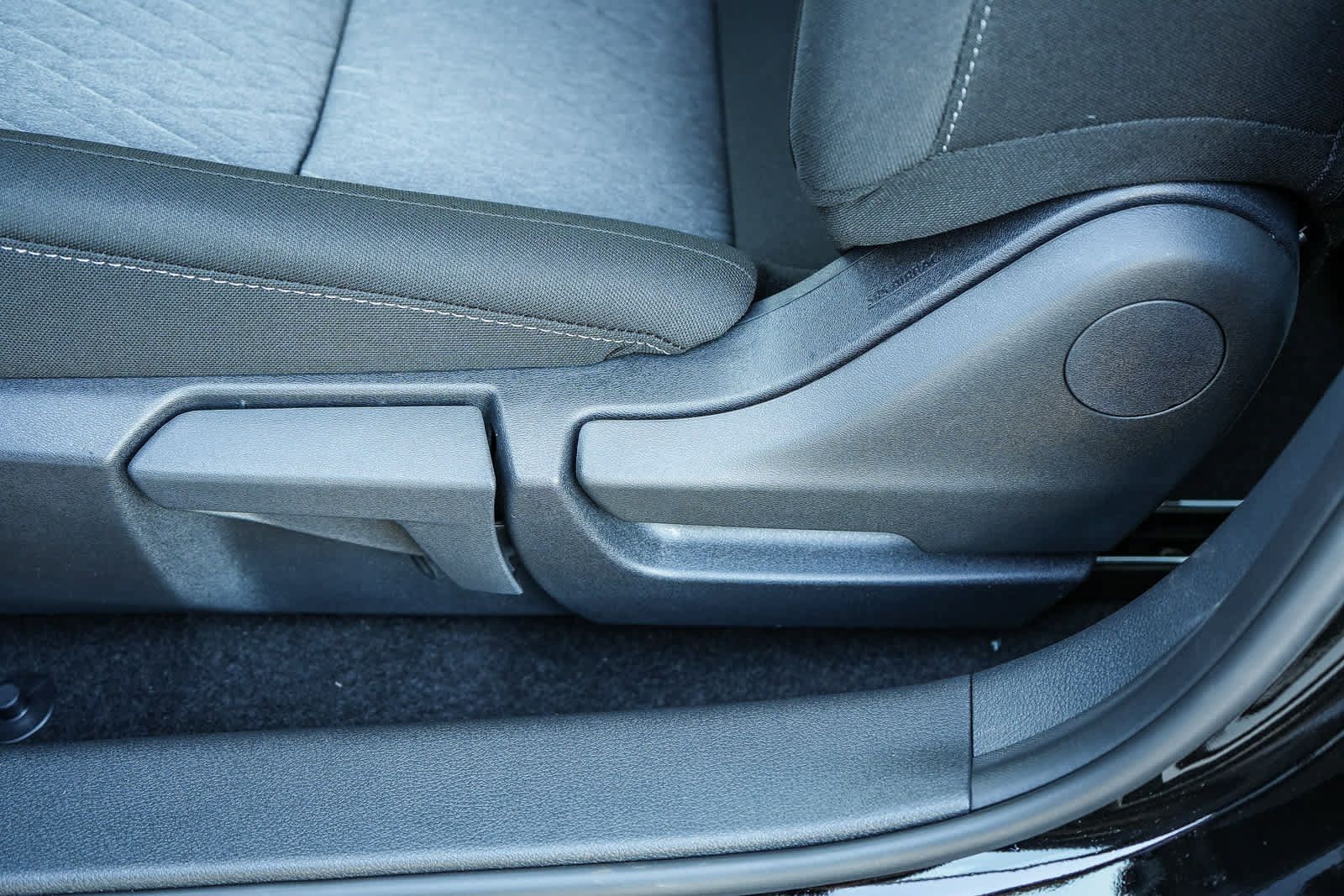 Used 2026 Nissan Sentra SV w/ Floor Mat Package FWD image 22