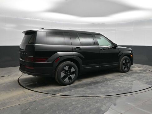 New 2026 Hyundai Santa Fe SE image 8