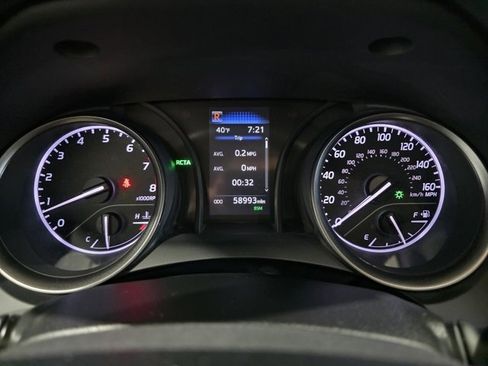 Used 2024 Toyota Camry SE image 17