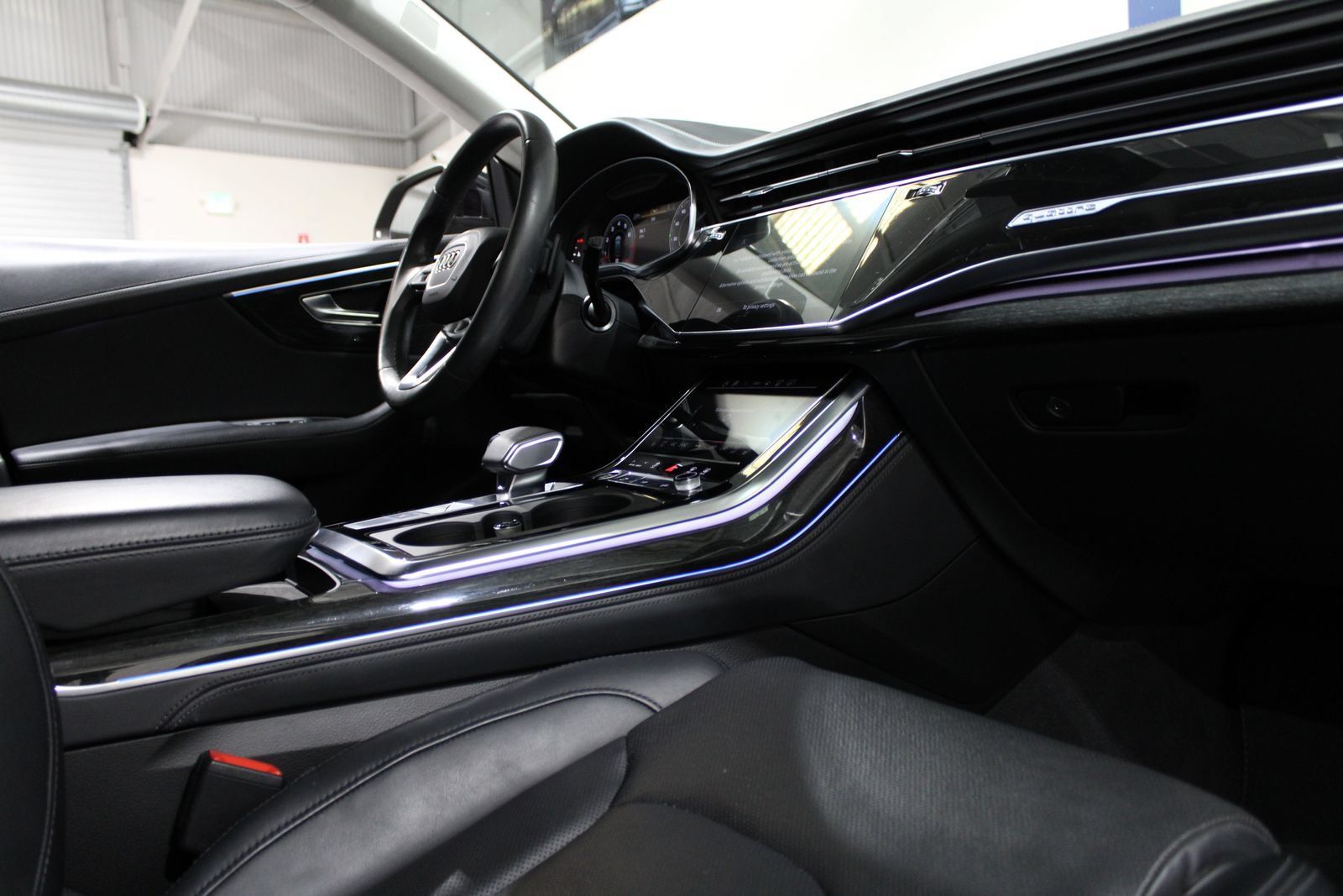 Used 2023 Audi Q8 Prestige w/ Prestige Package AWD/4WD image 16