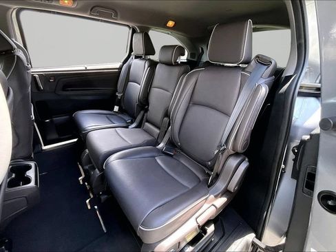 Used 2024 Honda Odyssey Elite image 18