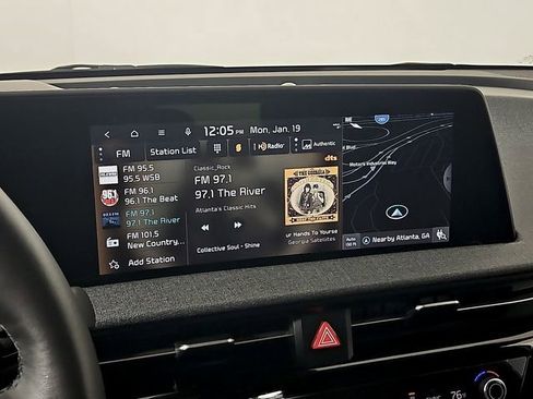 Used 2022 Kia EV6 Wind image 16