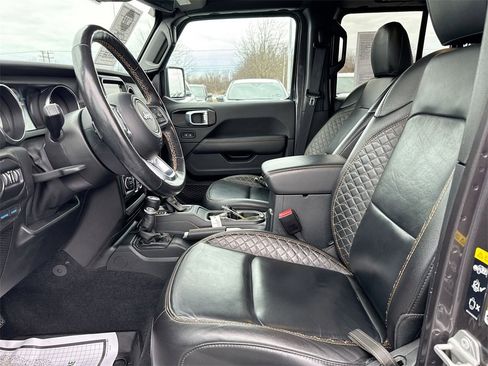 Used 2021 Jeep Wrangler Unlimited Sahara image 20
